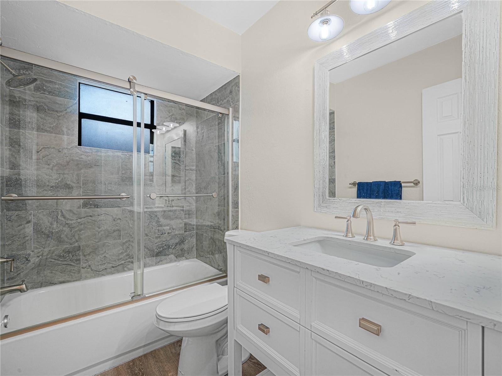 3573 Raintree Cir Property Photo 22