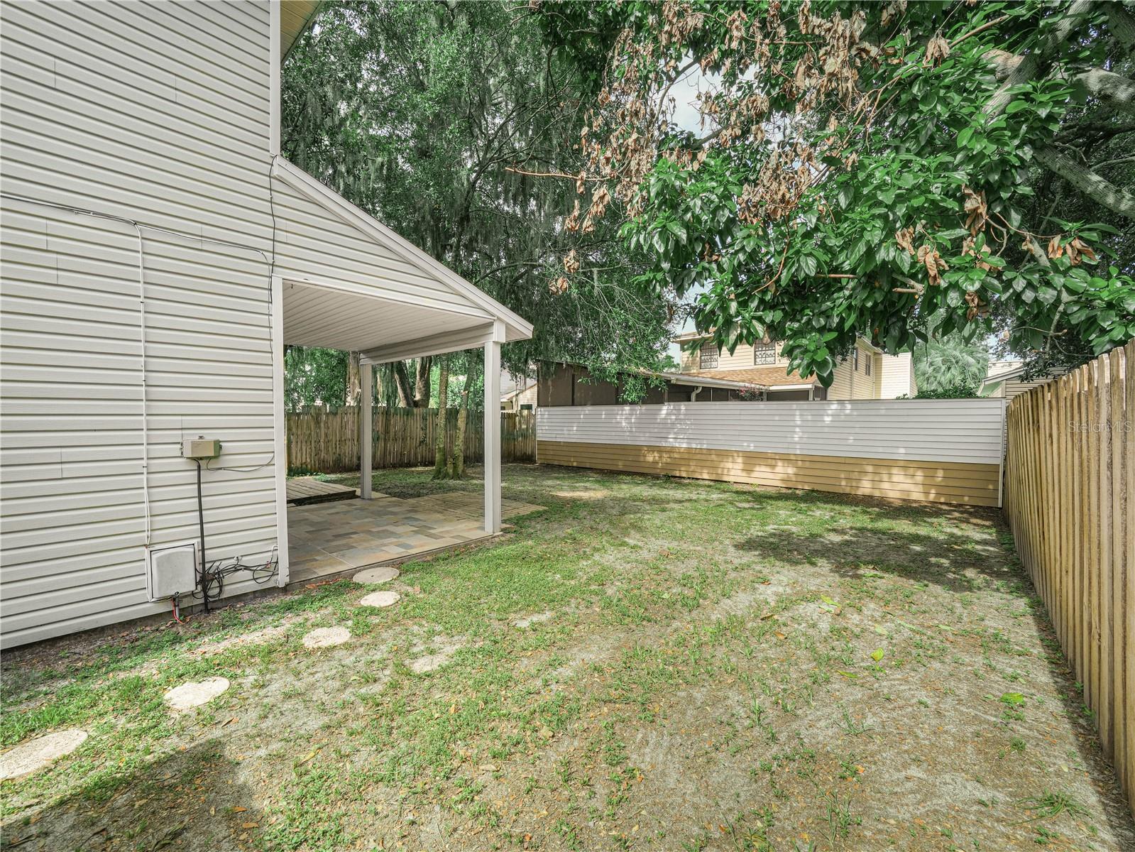 3573 Raintree Cir Property Photo 25