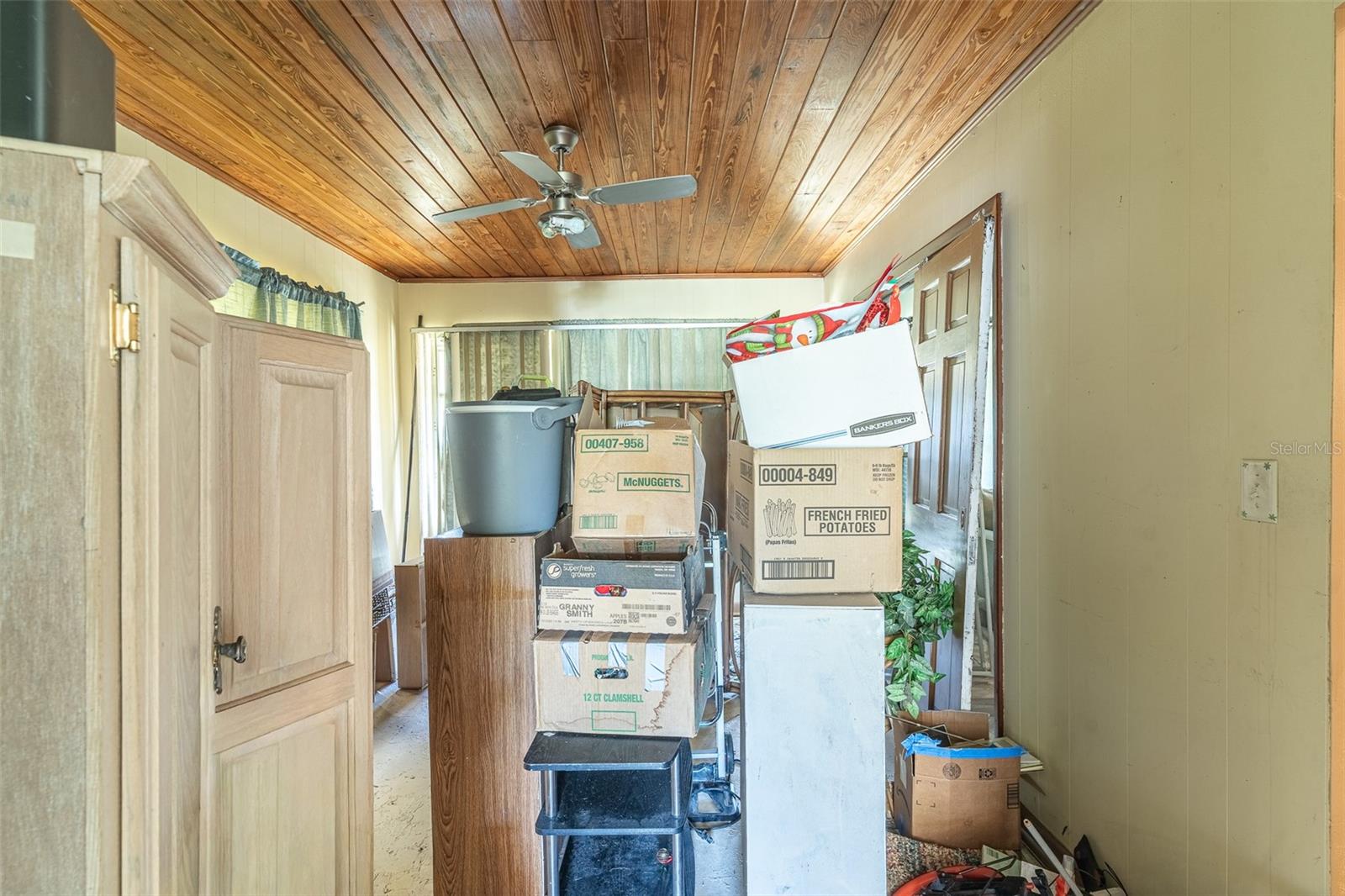 1 E Wolf St Property Photo 18