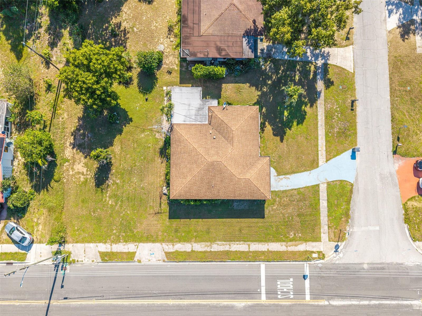 1 E Wolf St Property Photo 27