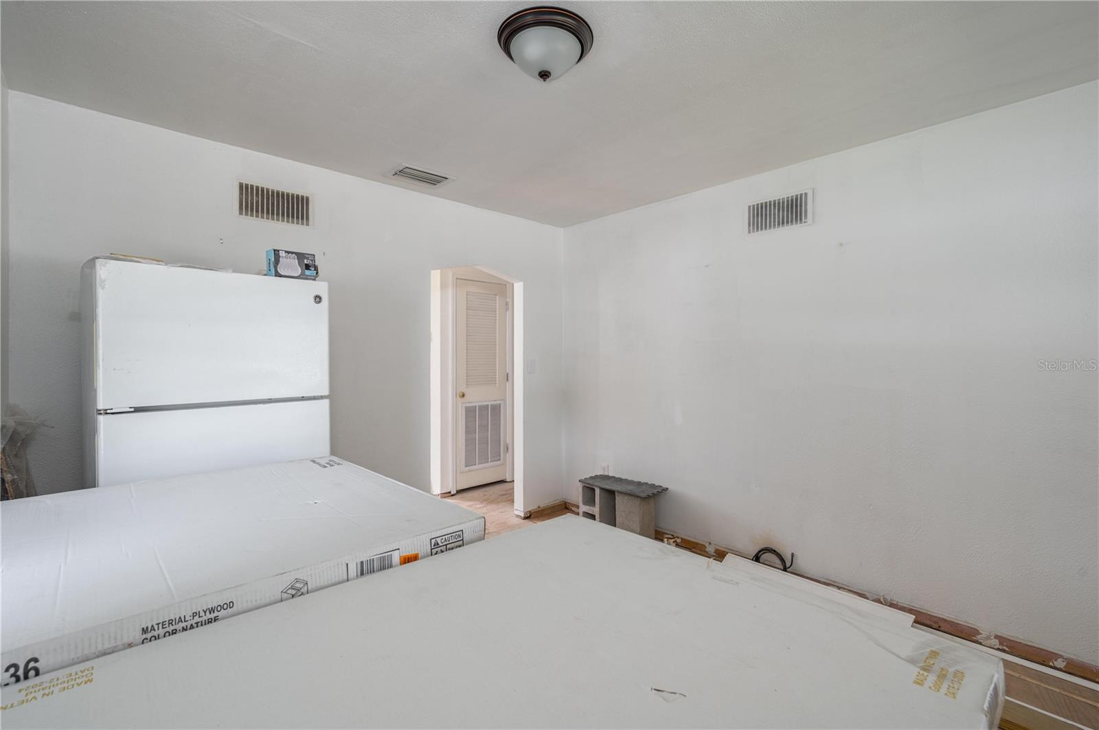 3905 N Clearfield Ave Property Photo 10