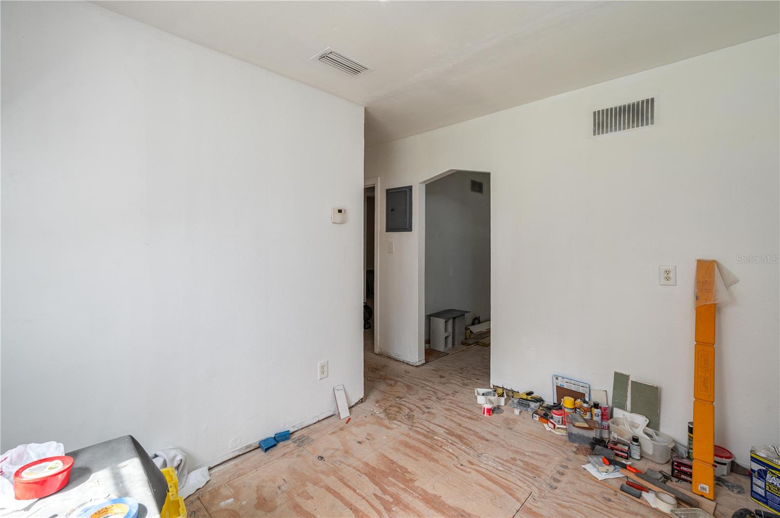 3905 N Clearfield Ave Property Photo 15
