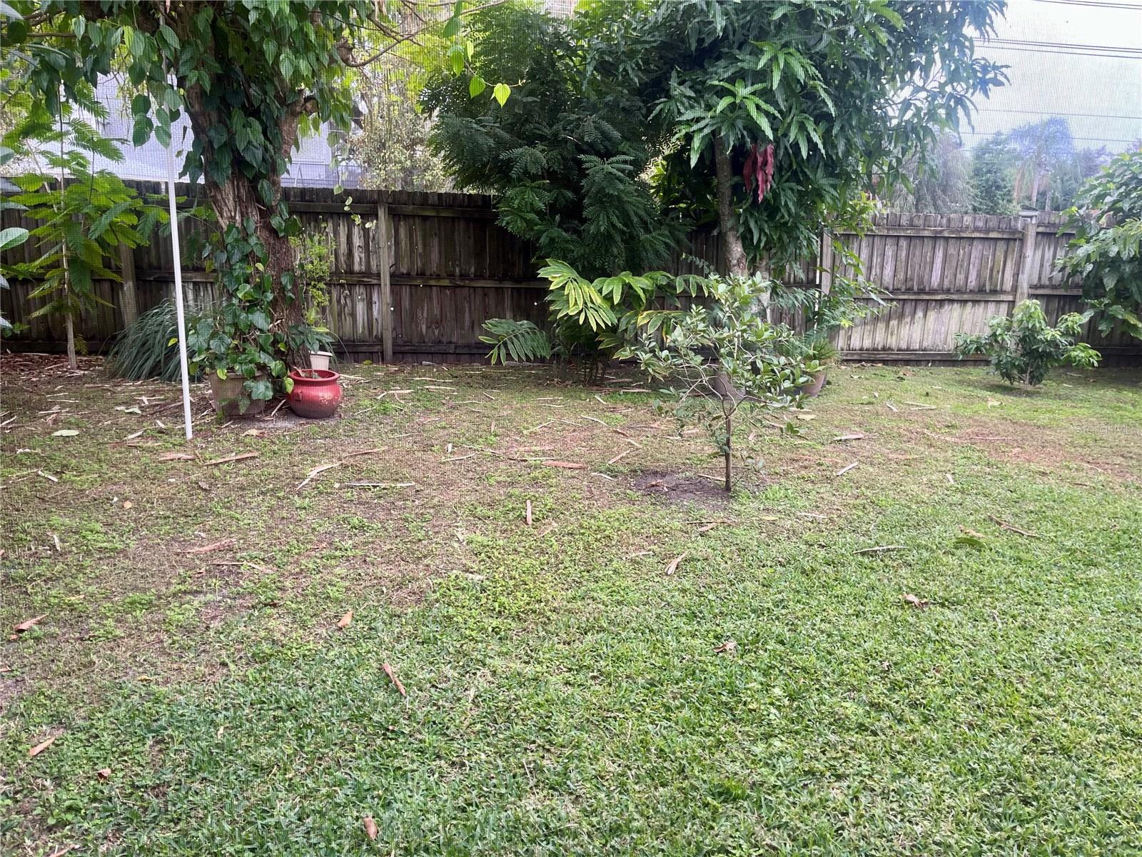 308 Windsor St Property Photo 12
