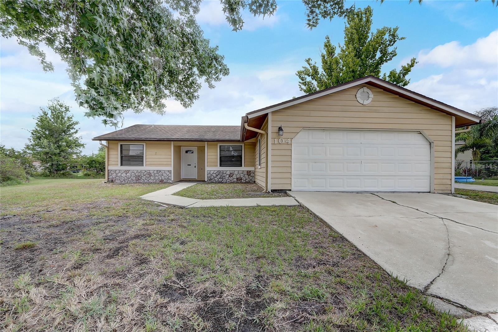 104 Turin Way Property Photo