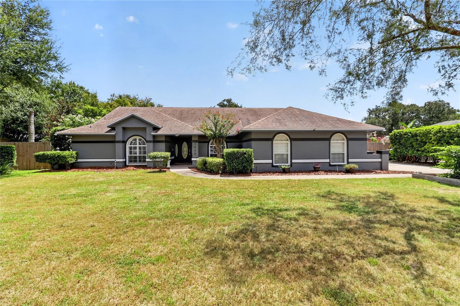 5939 Windwood Dr Property Photo 1