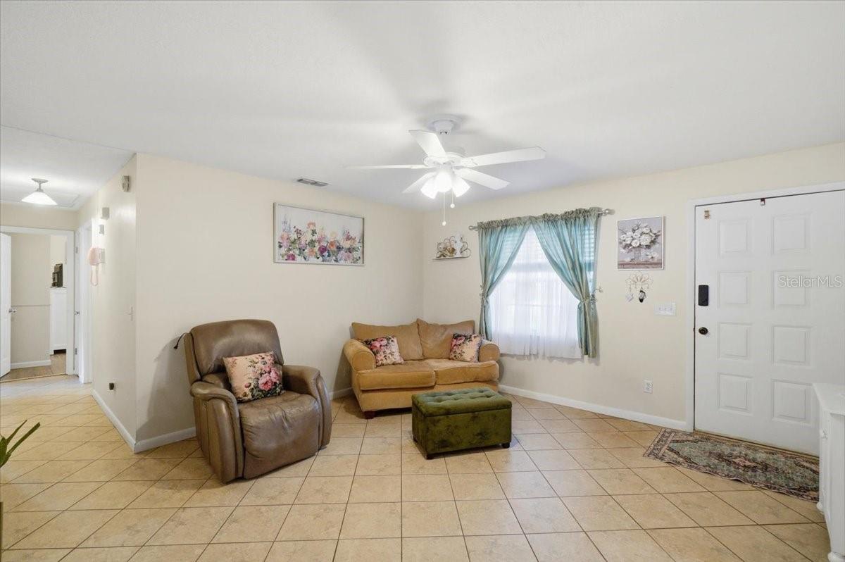156 Manseau Dr Property Photo 13