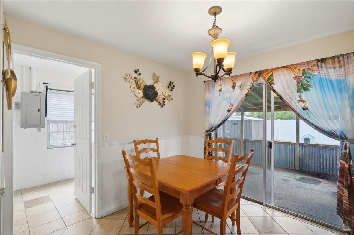 156 Manseau Dr Property Photo 20