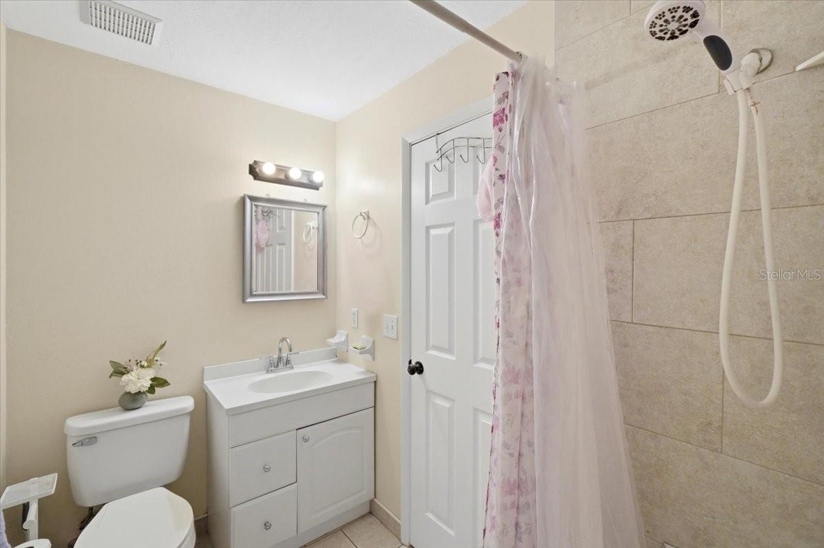 156 Manseau Dr Property Photo 30