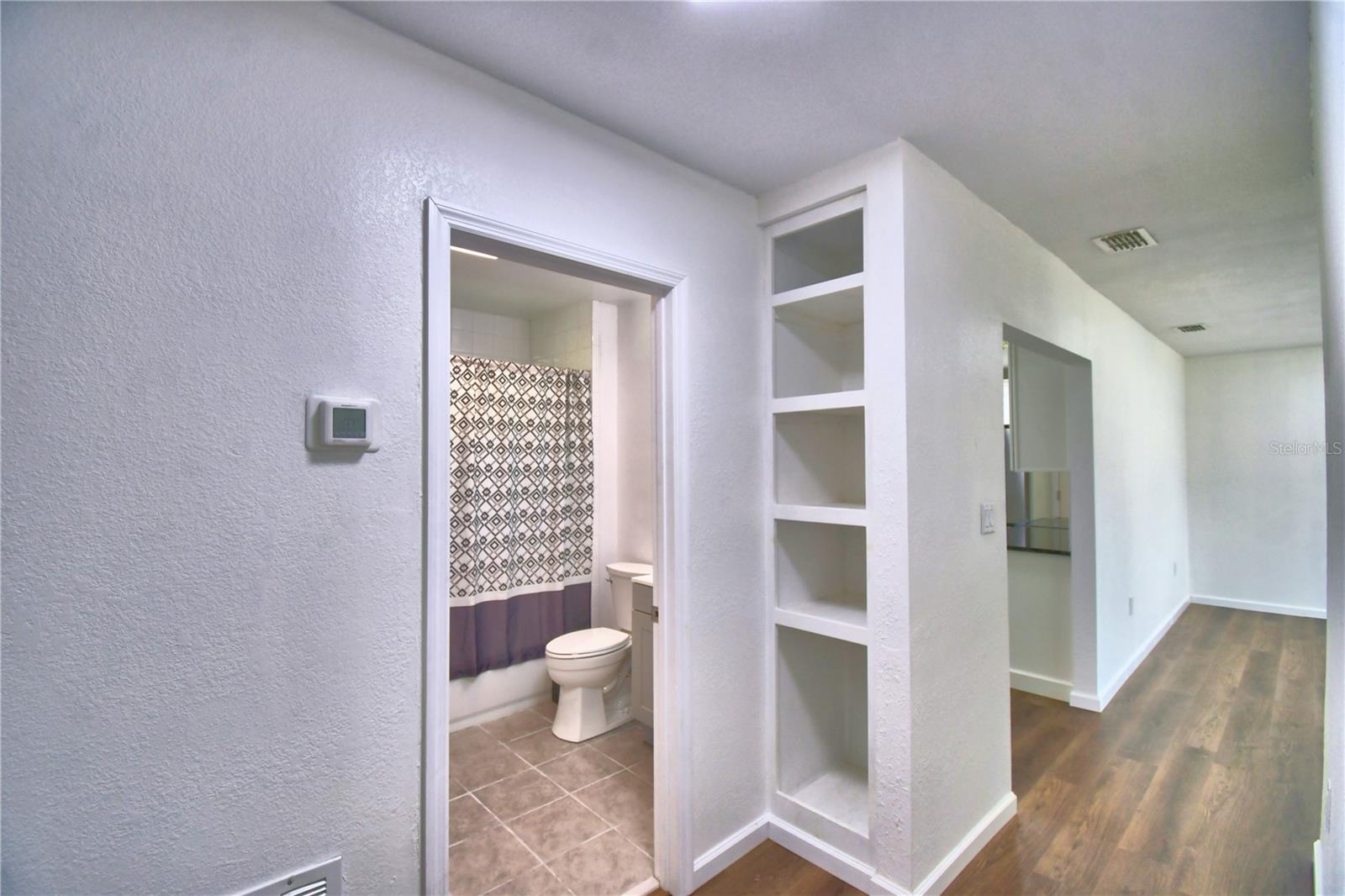 109 2nd Jpv St Property Photo 12