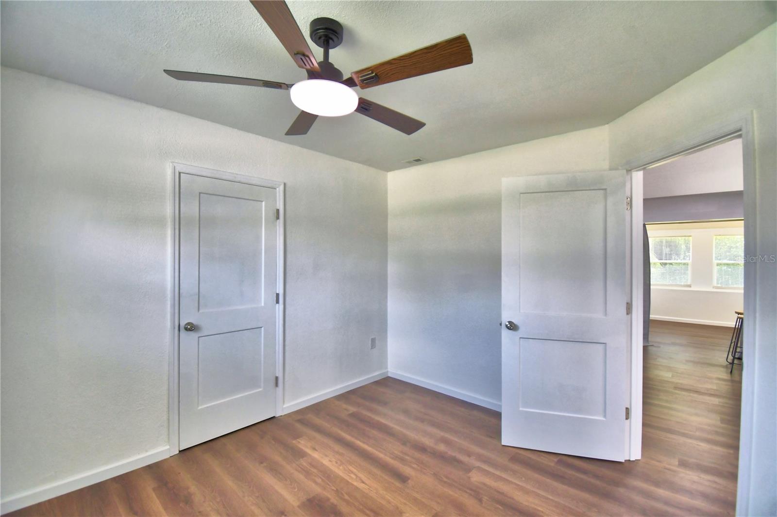 109 2nd Jpv St Property Photo 23