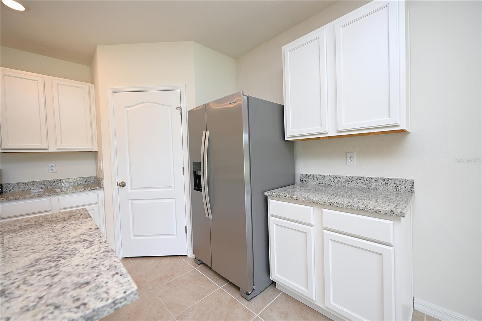 3457 Mystic Pond Loop Property Photo 4