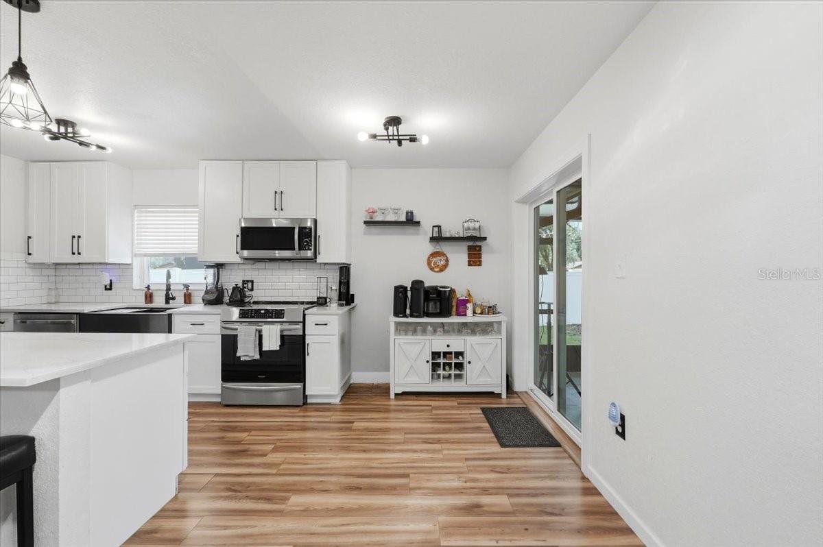 230 Leitha Way Property Photo 18