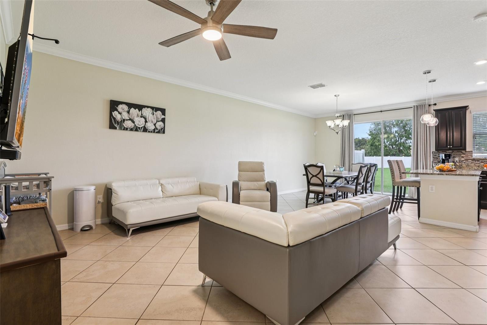 6425 Torrington Cir Property Photo 12