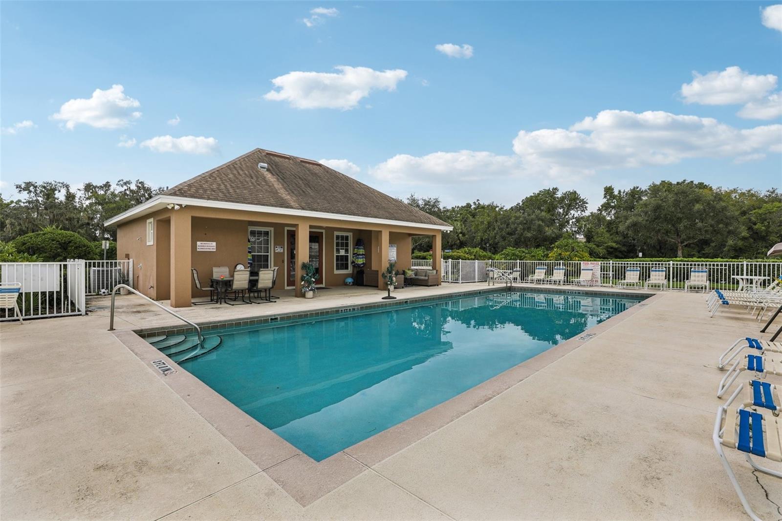 6425 Torrington Cir Property Photo 36