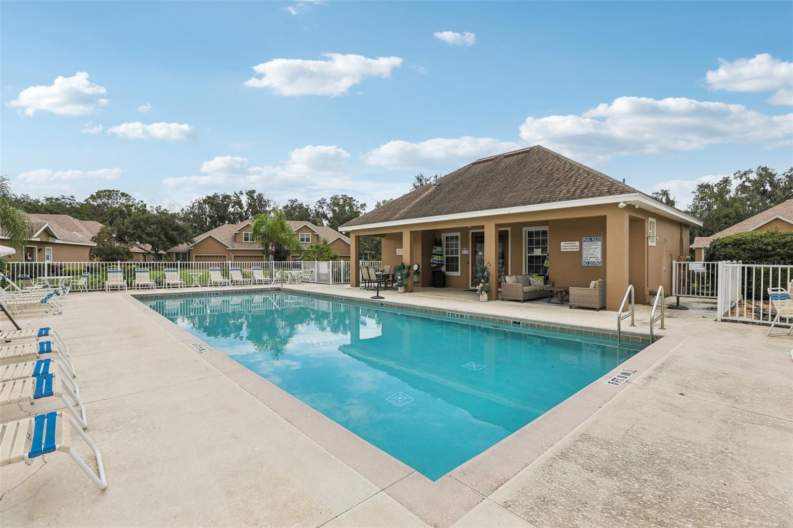 6425 Torrington Cir Property Photo 37