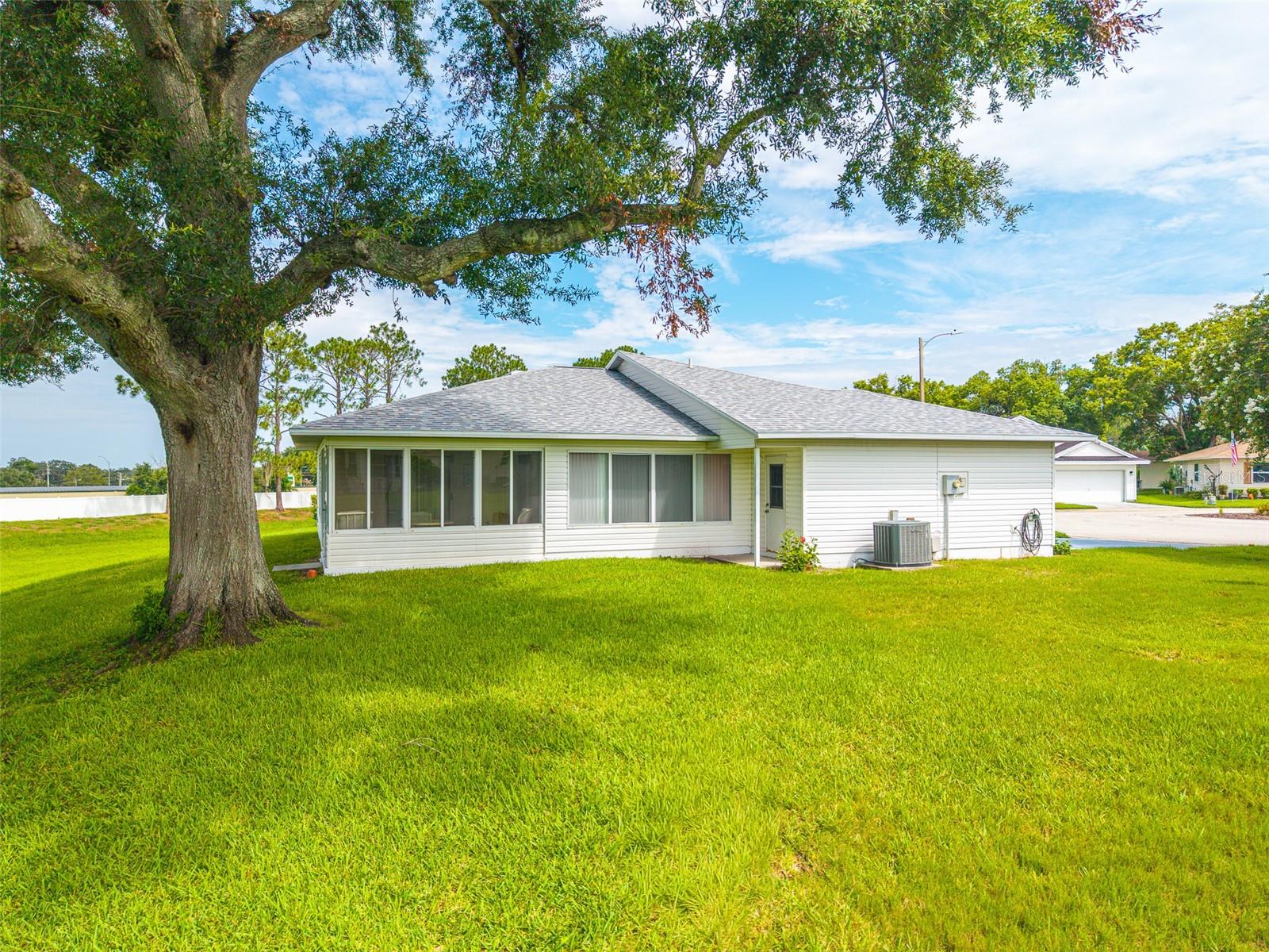 2260 Grand Cypress Dr Property Photo 23