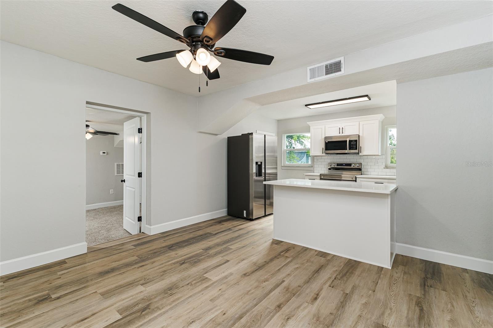526 Victoria Blvd Property Photo 2