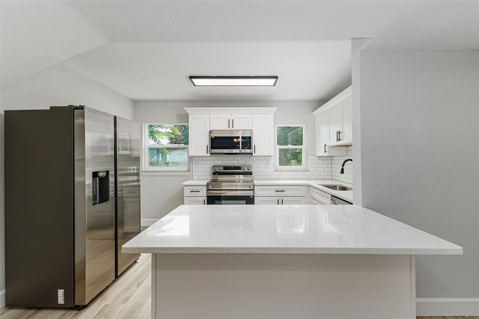 526 Victoria Blvd Property Photo 4