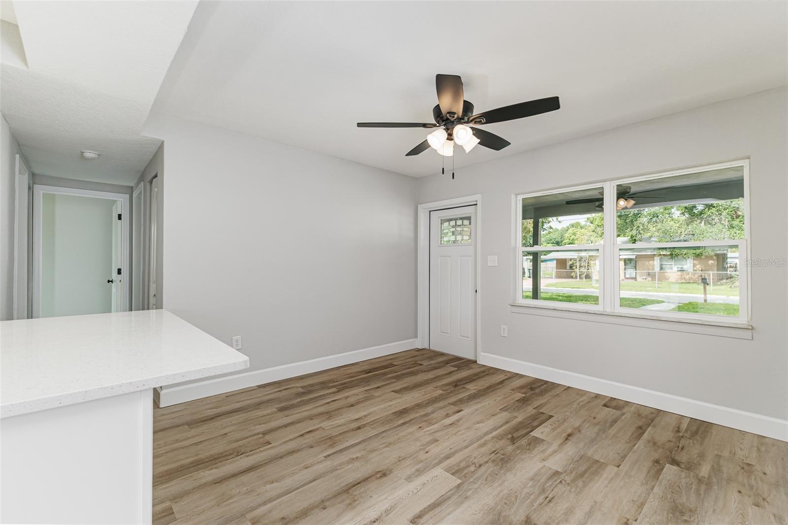 526 Victoria Blvd Property Photo 5