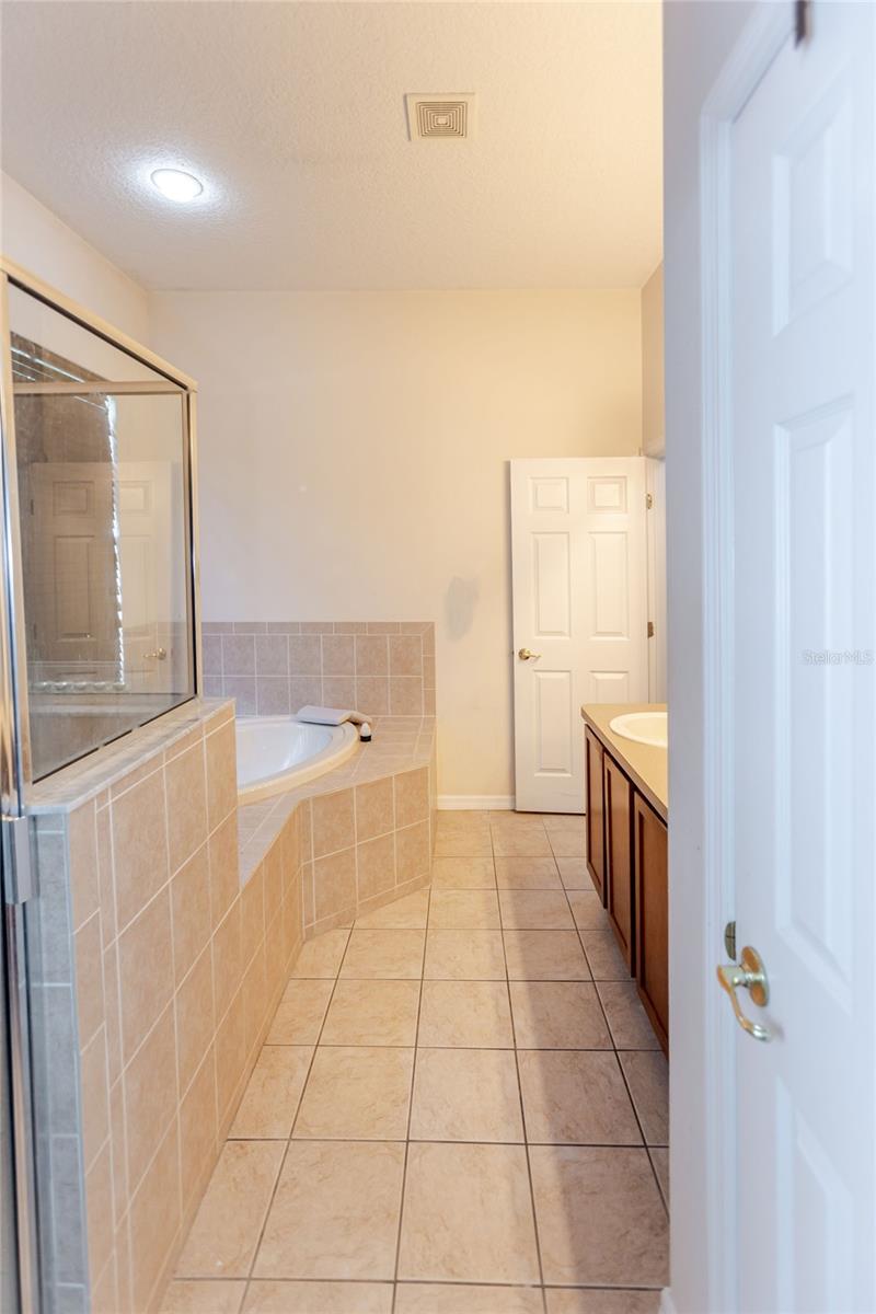 4193 Beaumont Loop Property Photo 24