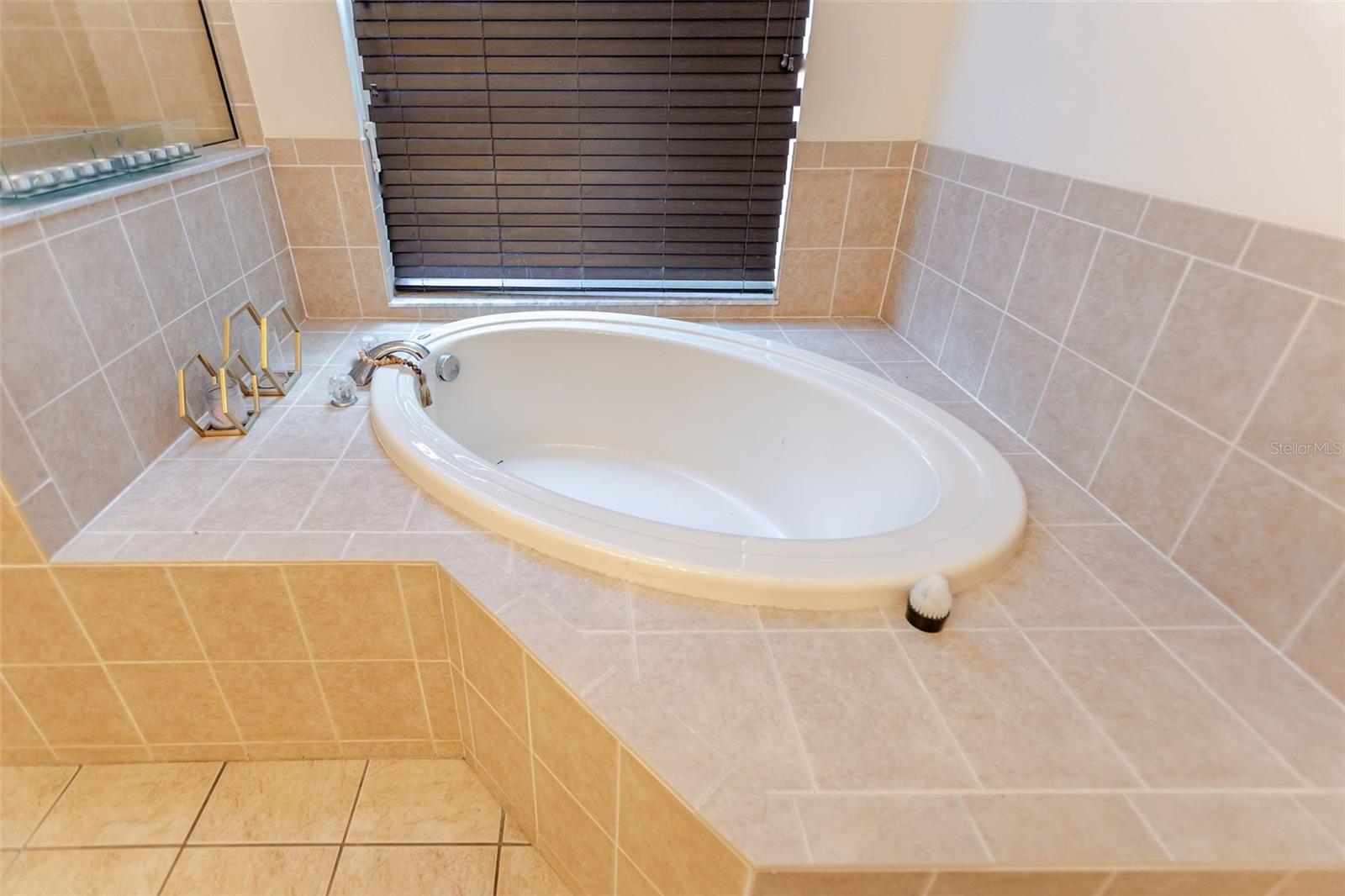 4193 Beaumont Loop Property Photo 25