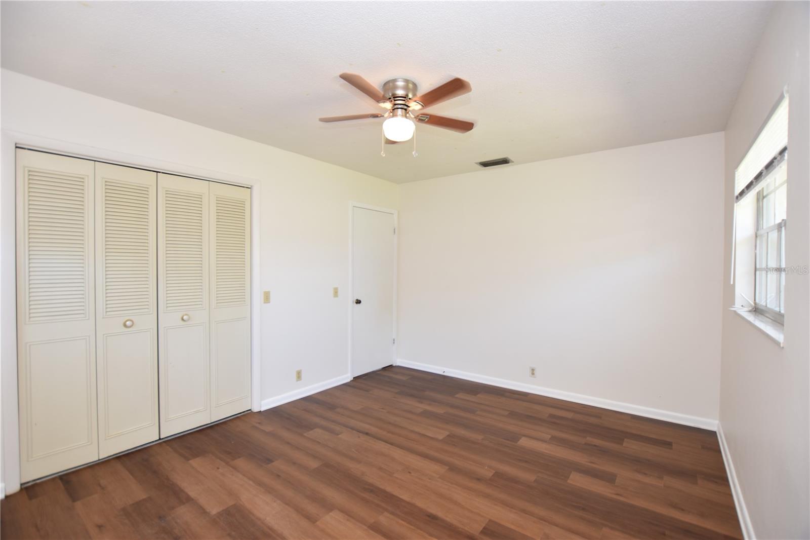 204 Chaucer Ln Property Photo 11