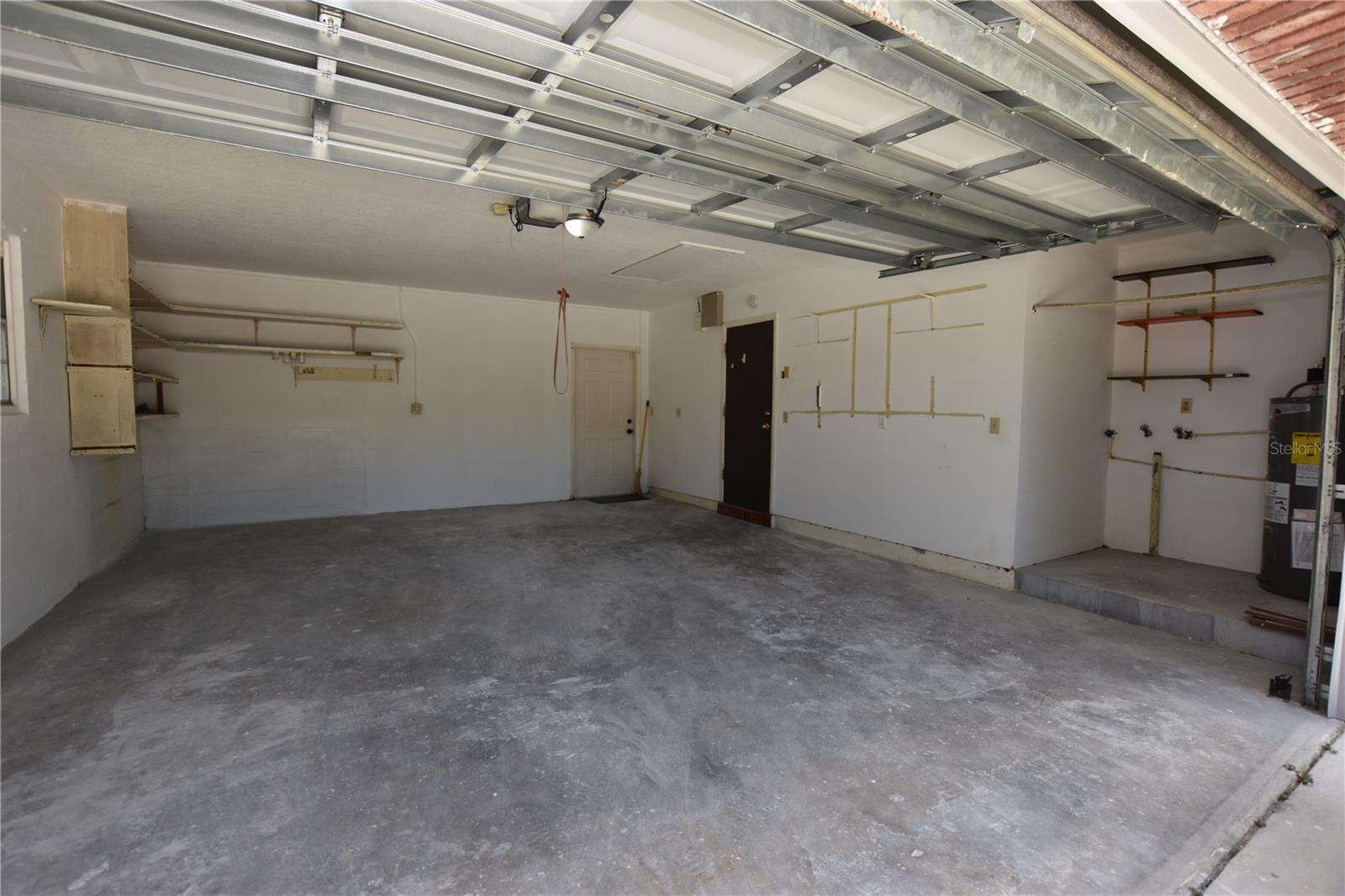 204 Chaucer Ln Property Photo 19