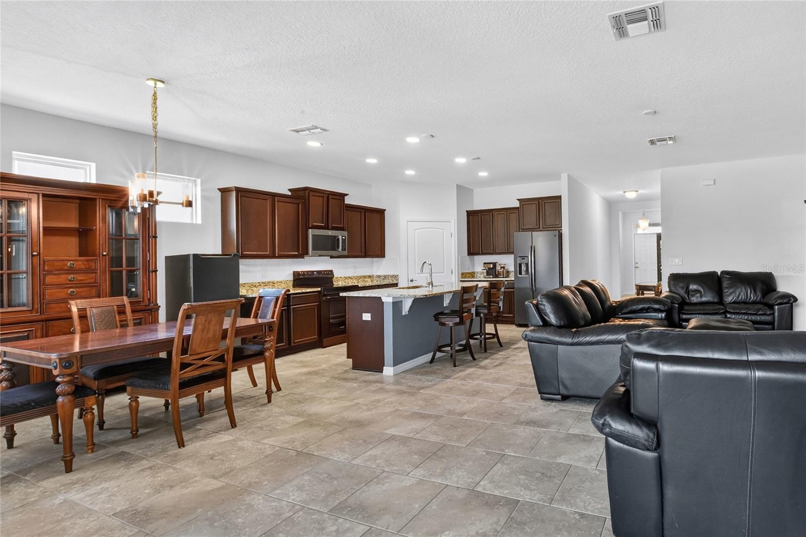 5852 Marsh Landing Dr Property Photo 11
