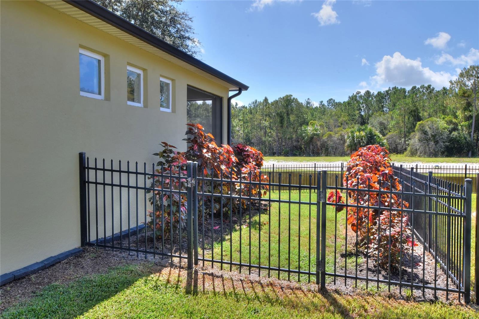 5852 Marsh Landing Dr Property Photo 43