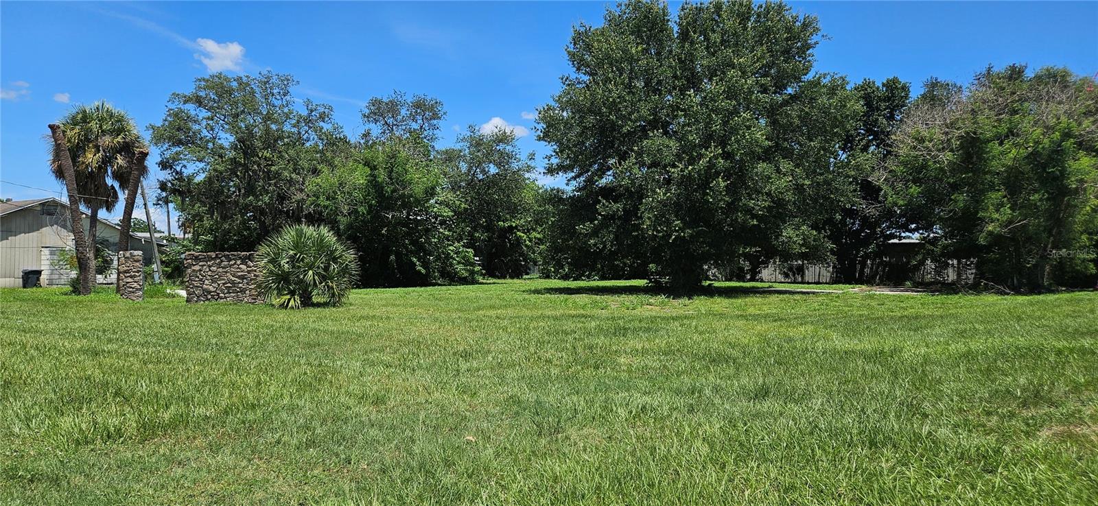 4001 Dundee Rd Property Photo 3