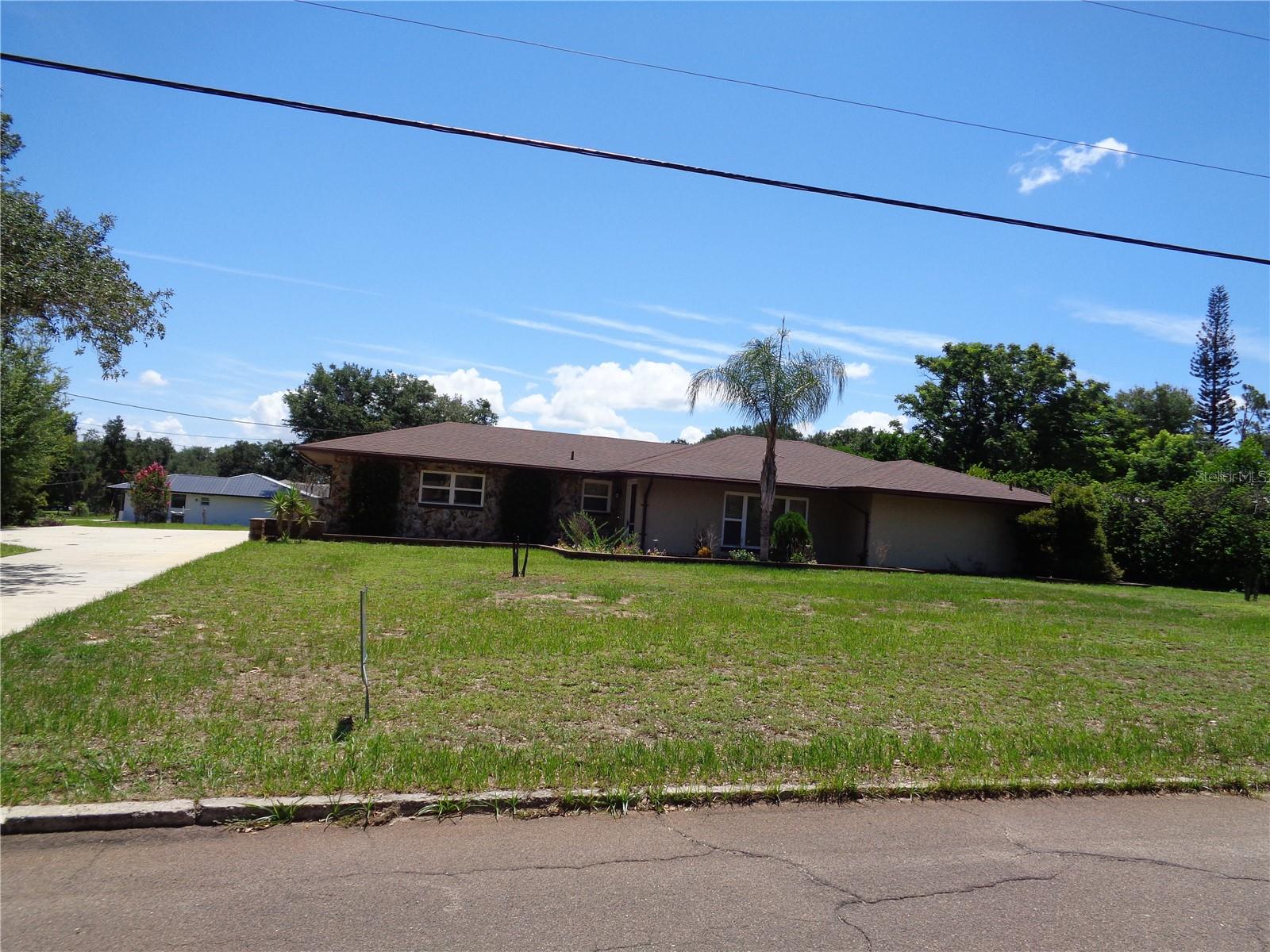 70 Catherine Ave Property Photo 1