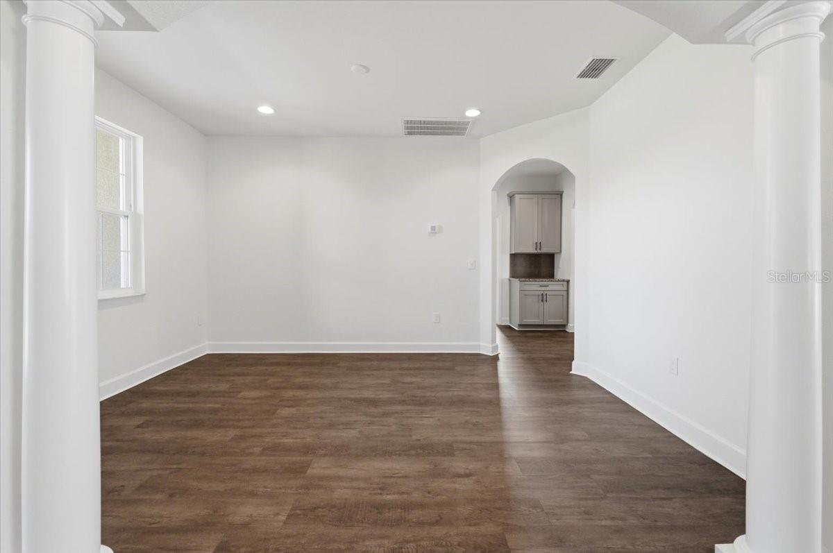 5071 Moss Hammock Trl Property Photo 7