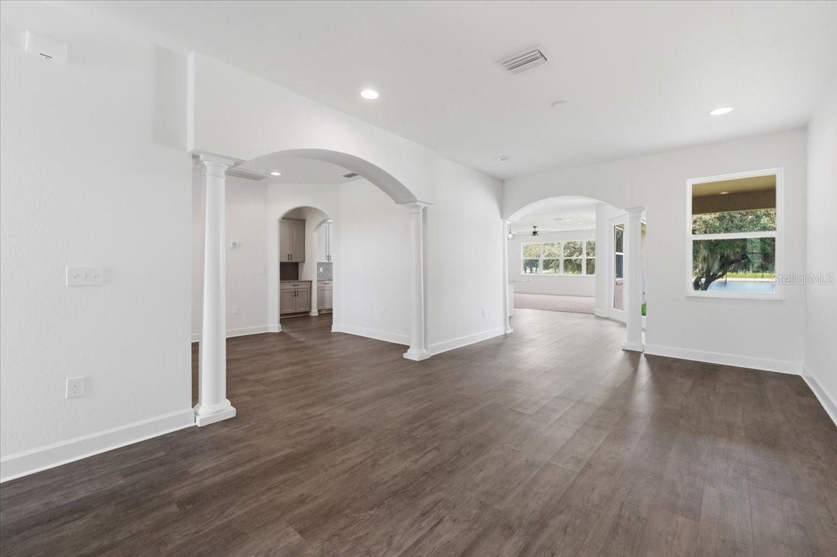 5071 Moss Hammock Trl Property Photo 9