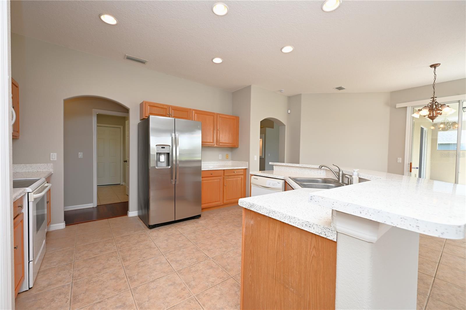 125 Costa Loop Property Photo 3