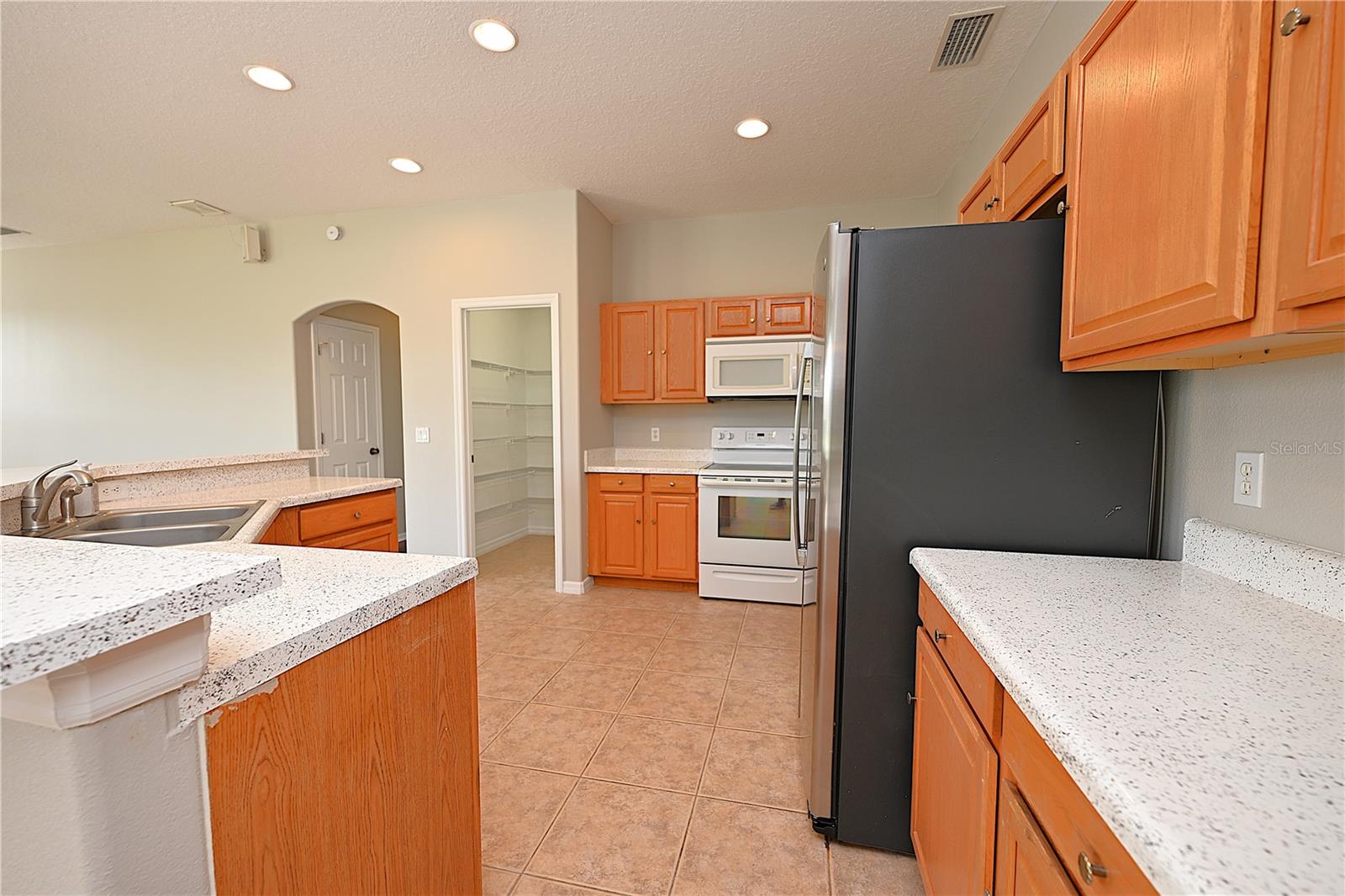 125 Costa Loop Property Photo 5