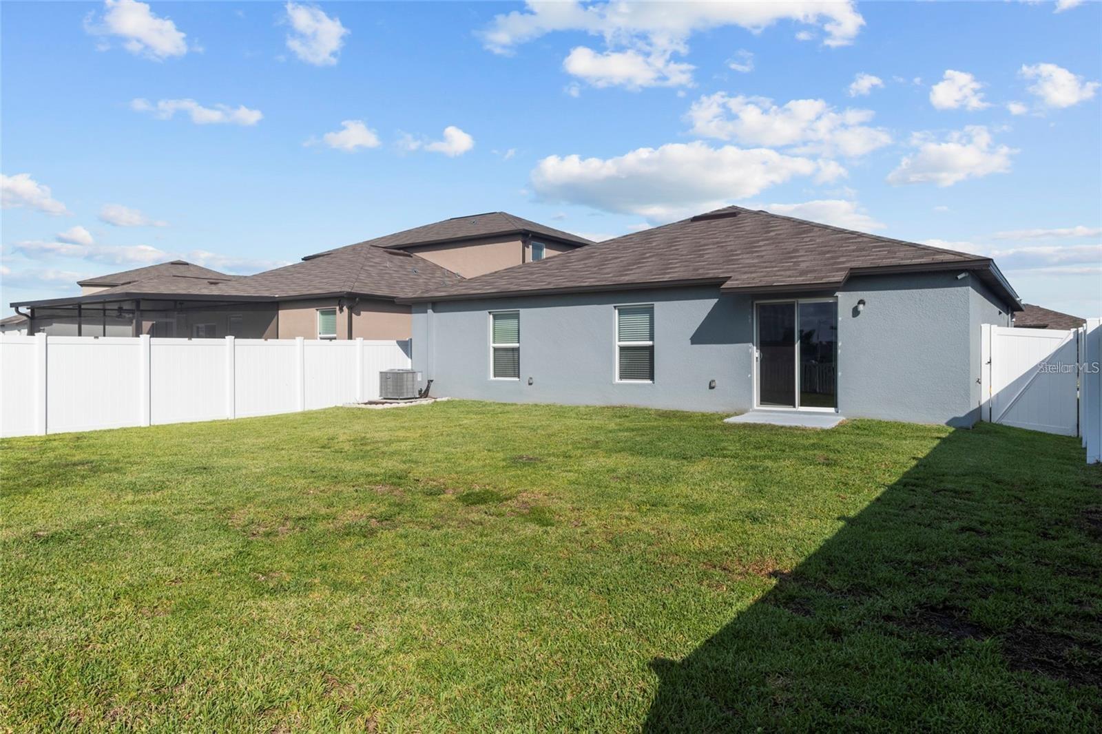 L4963795 Property Photo 7