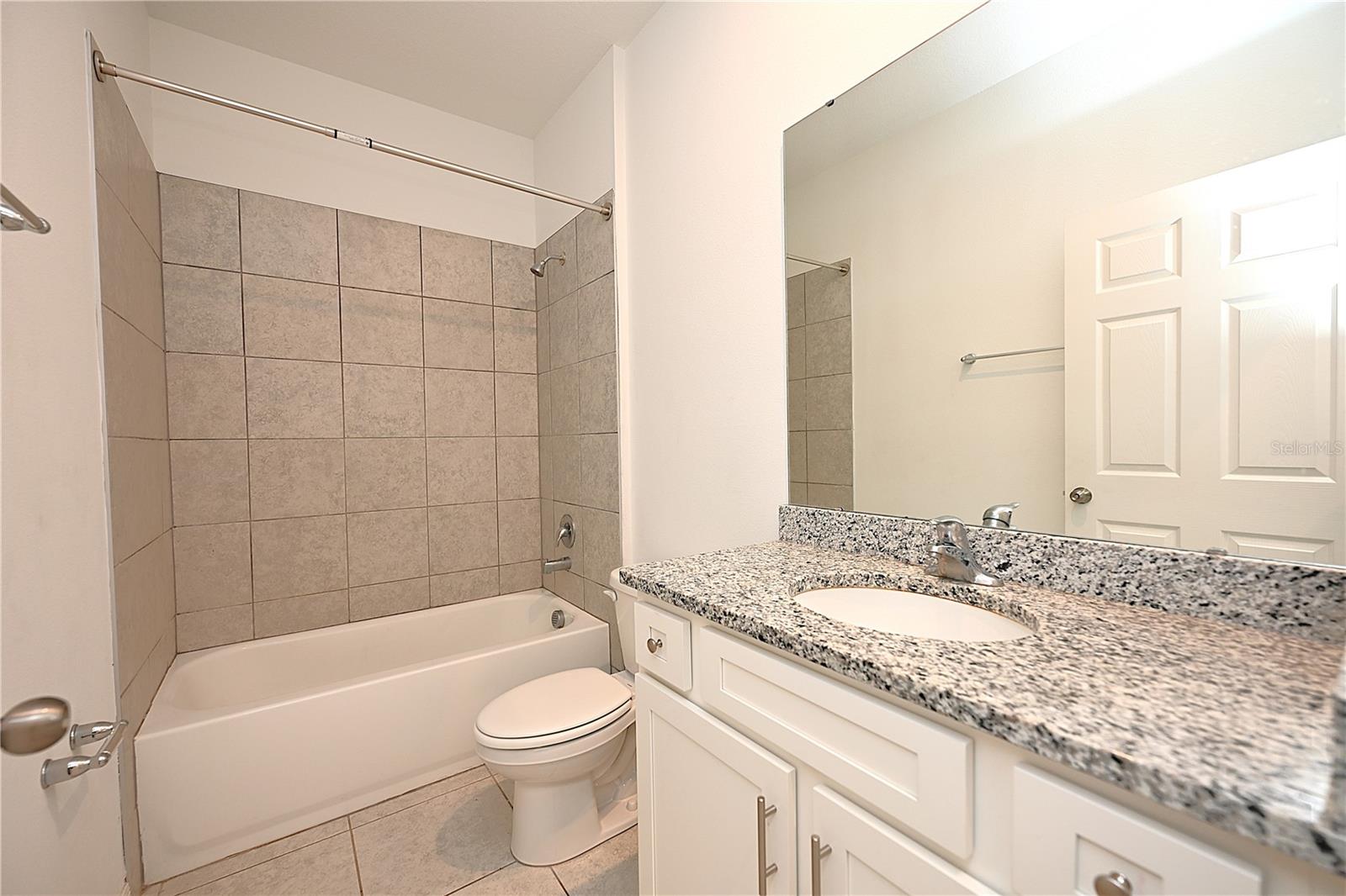 685 Crown Rose Dr Property Photo 26