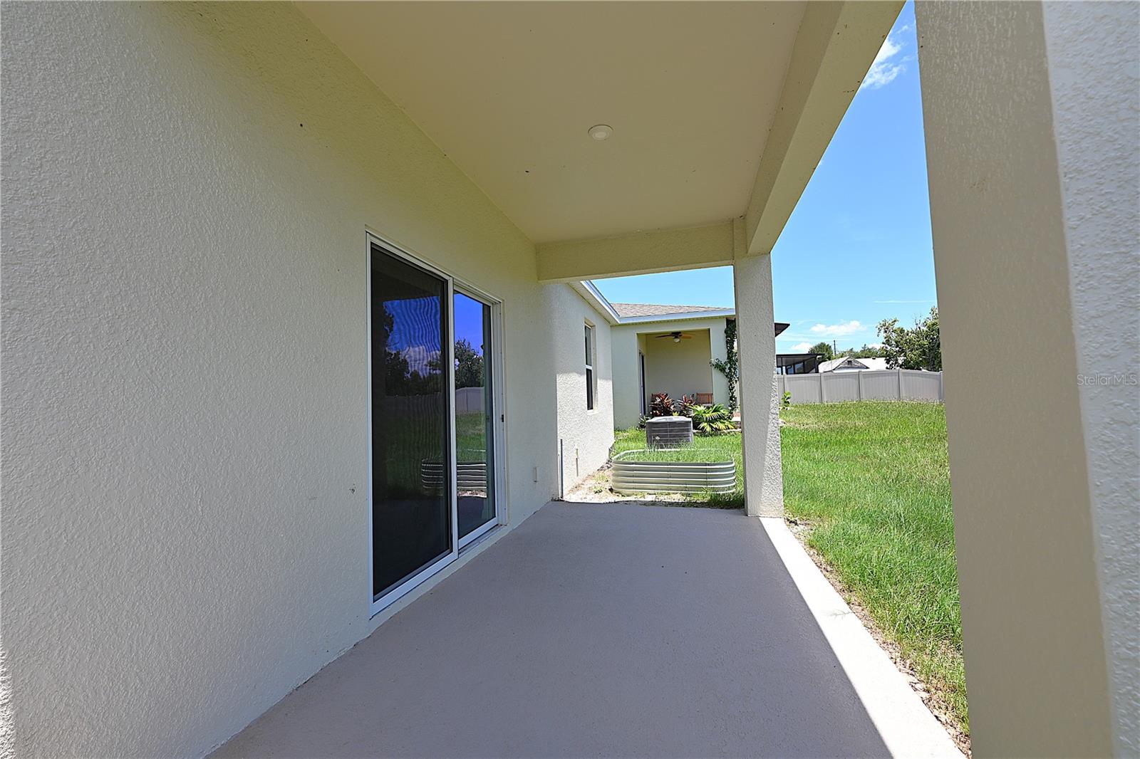 685 Crown Rose Dr Property Photo 34