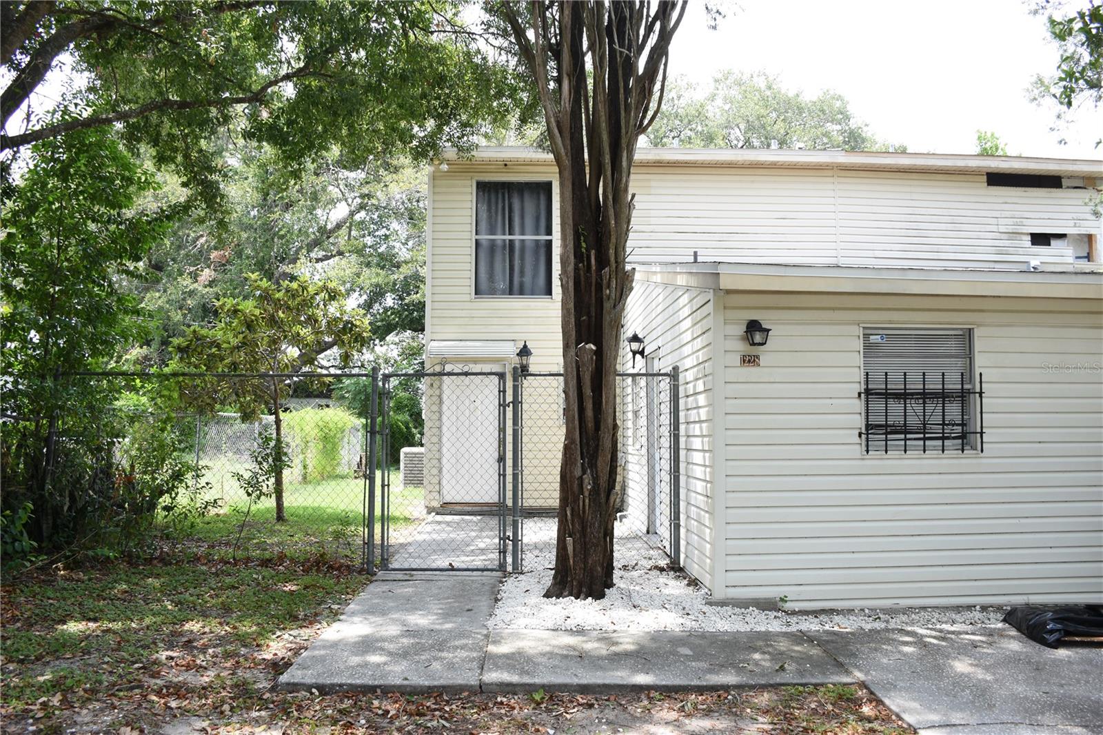 1228 GOLCONDA RD