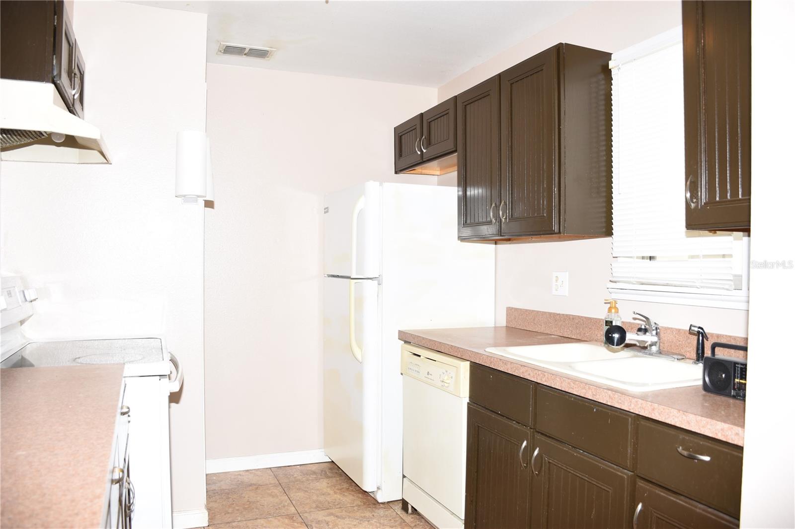 1228 Golconda Rd Property Photo 5