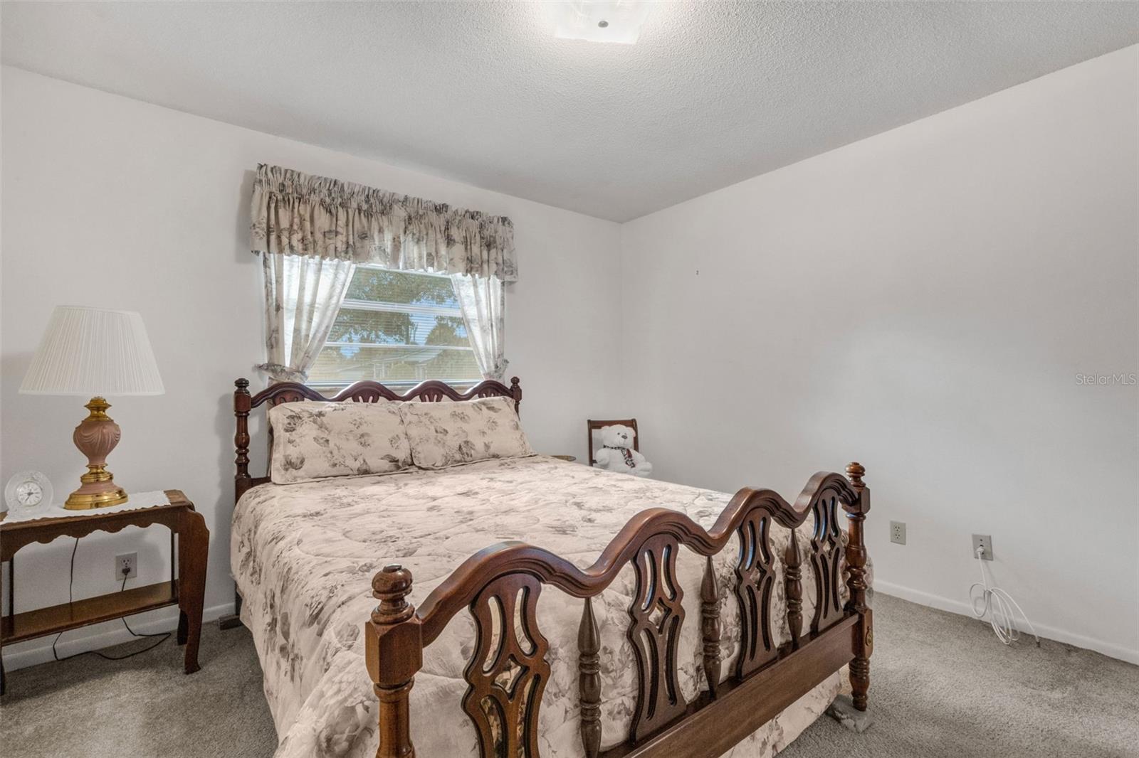 402 Aberdeen Ct N Property Photo 25