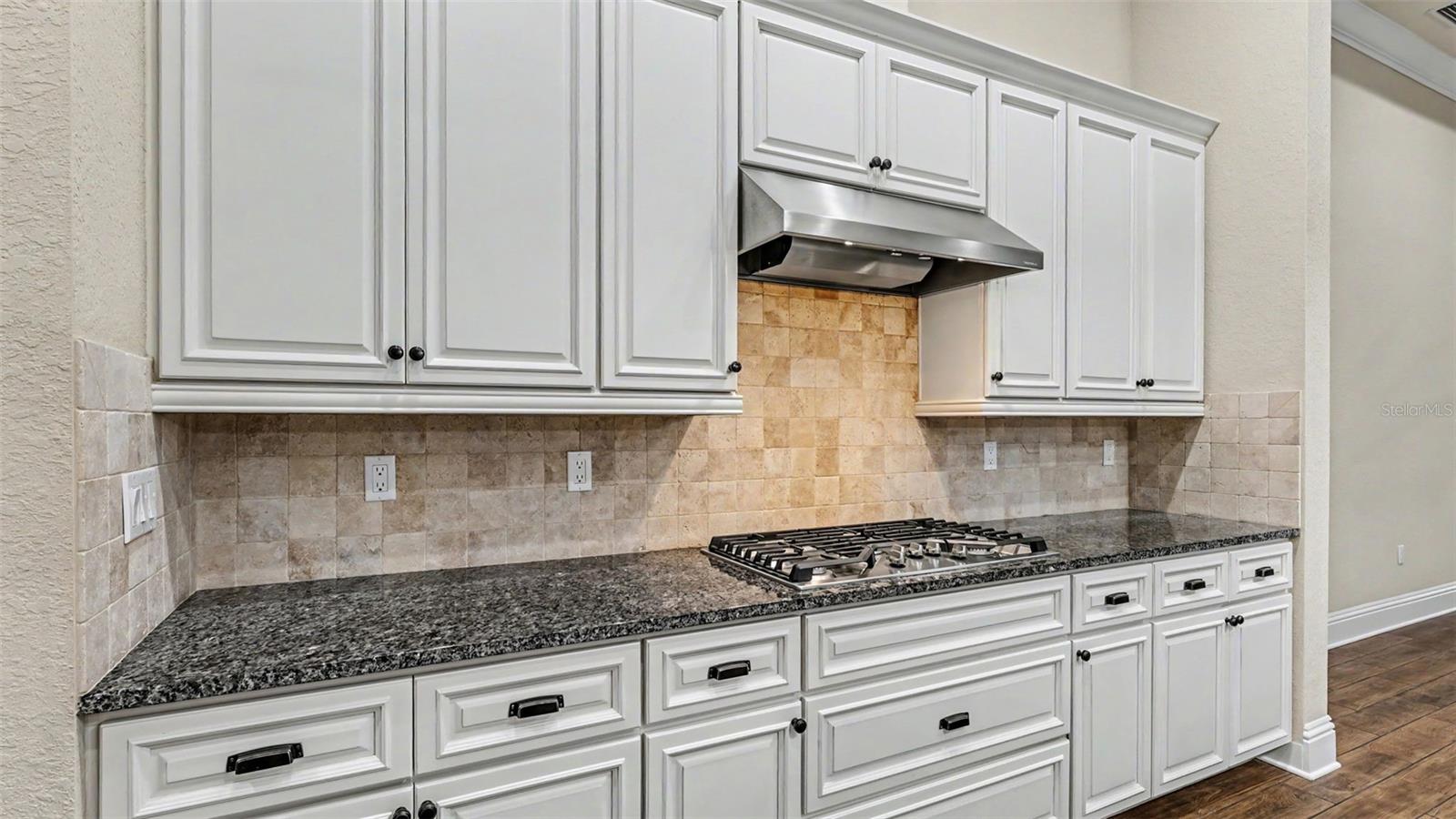 6589 Eagle View Loop Property Photo 20