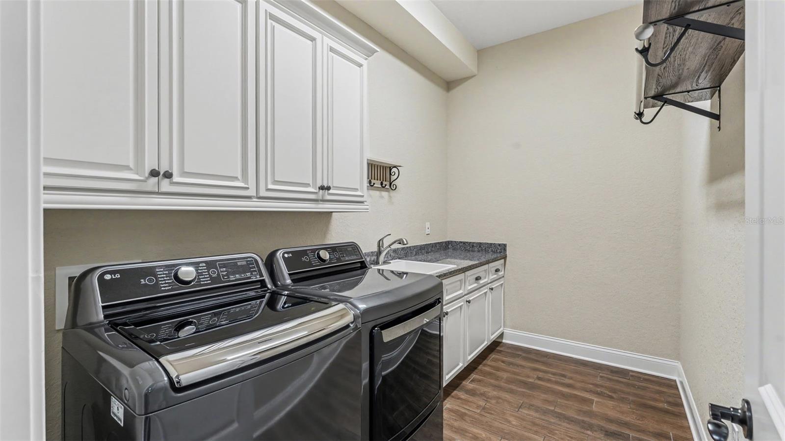 6589 Eagle View Loop Property Photo 50