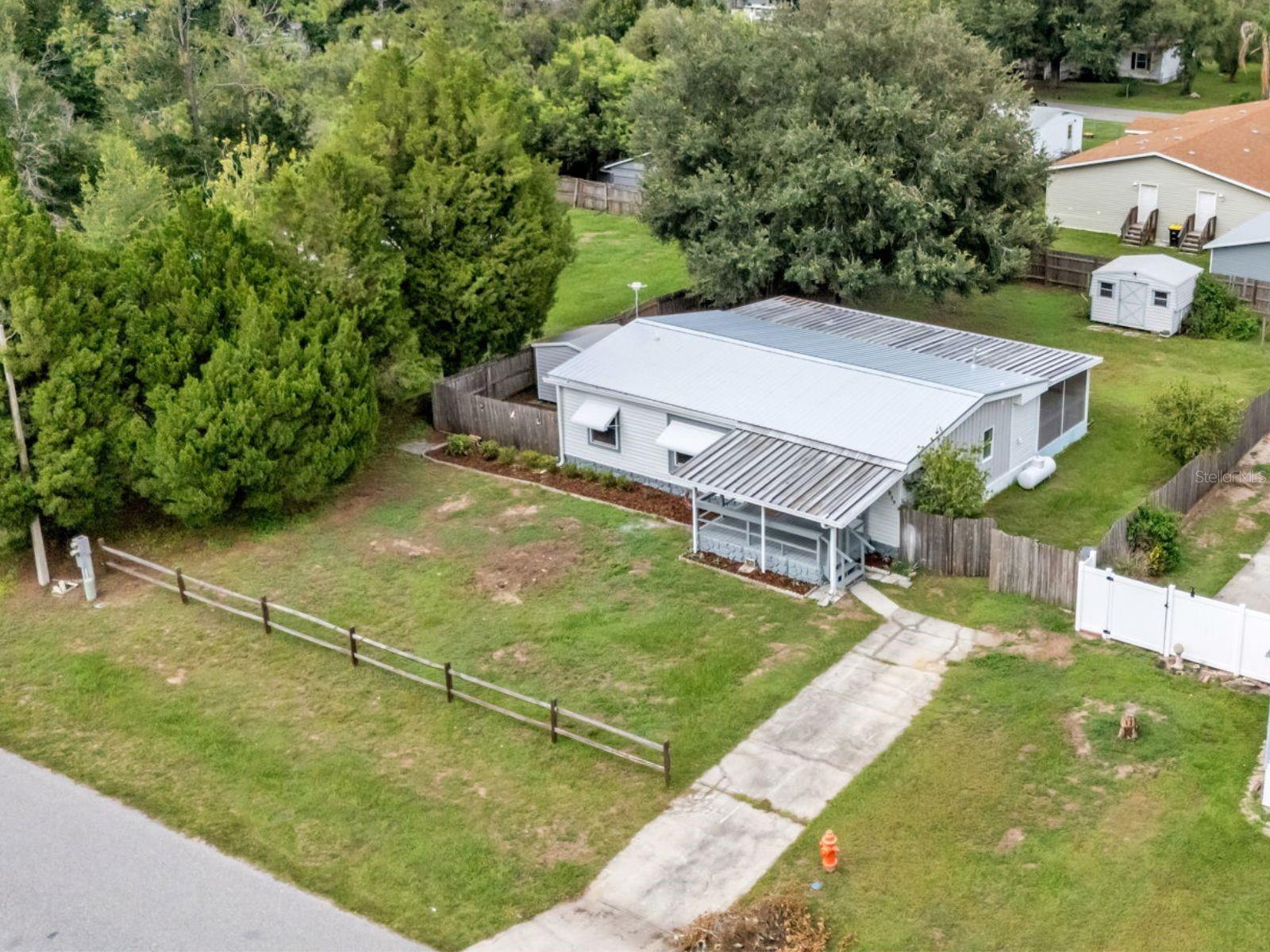 5039 ROLLINGLEN LOOP E Property Photo 1