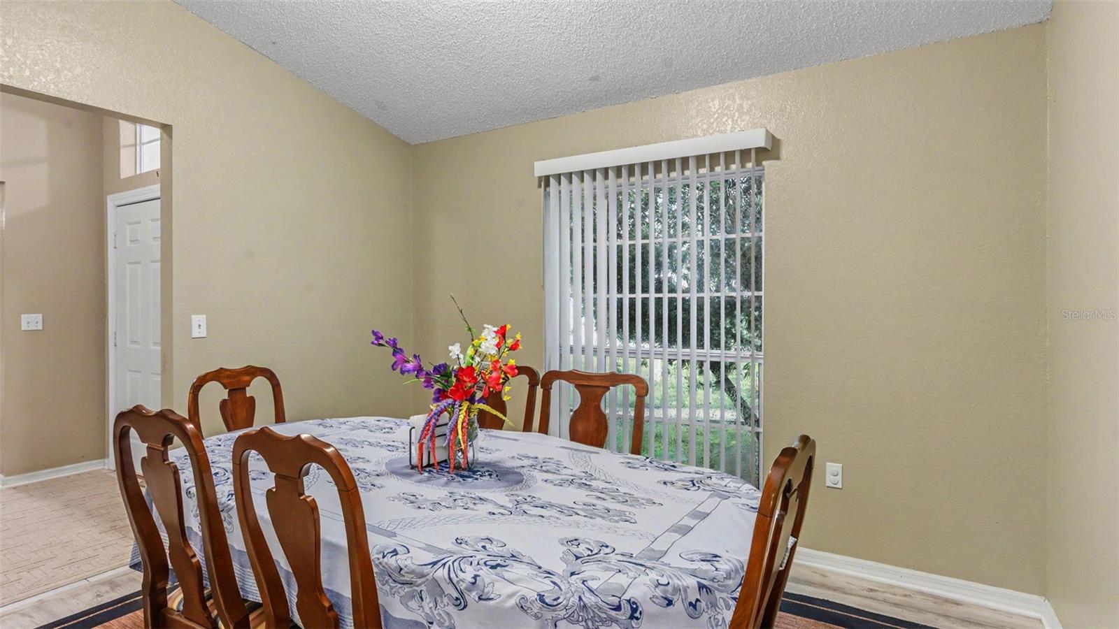 3549 Manor Loop Property Photo 12