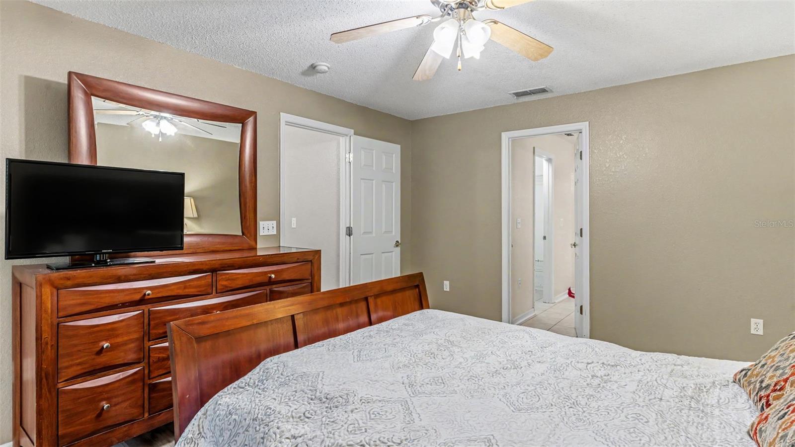 3549 Manor Loop Property Photo 15