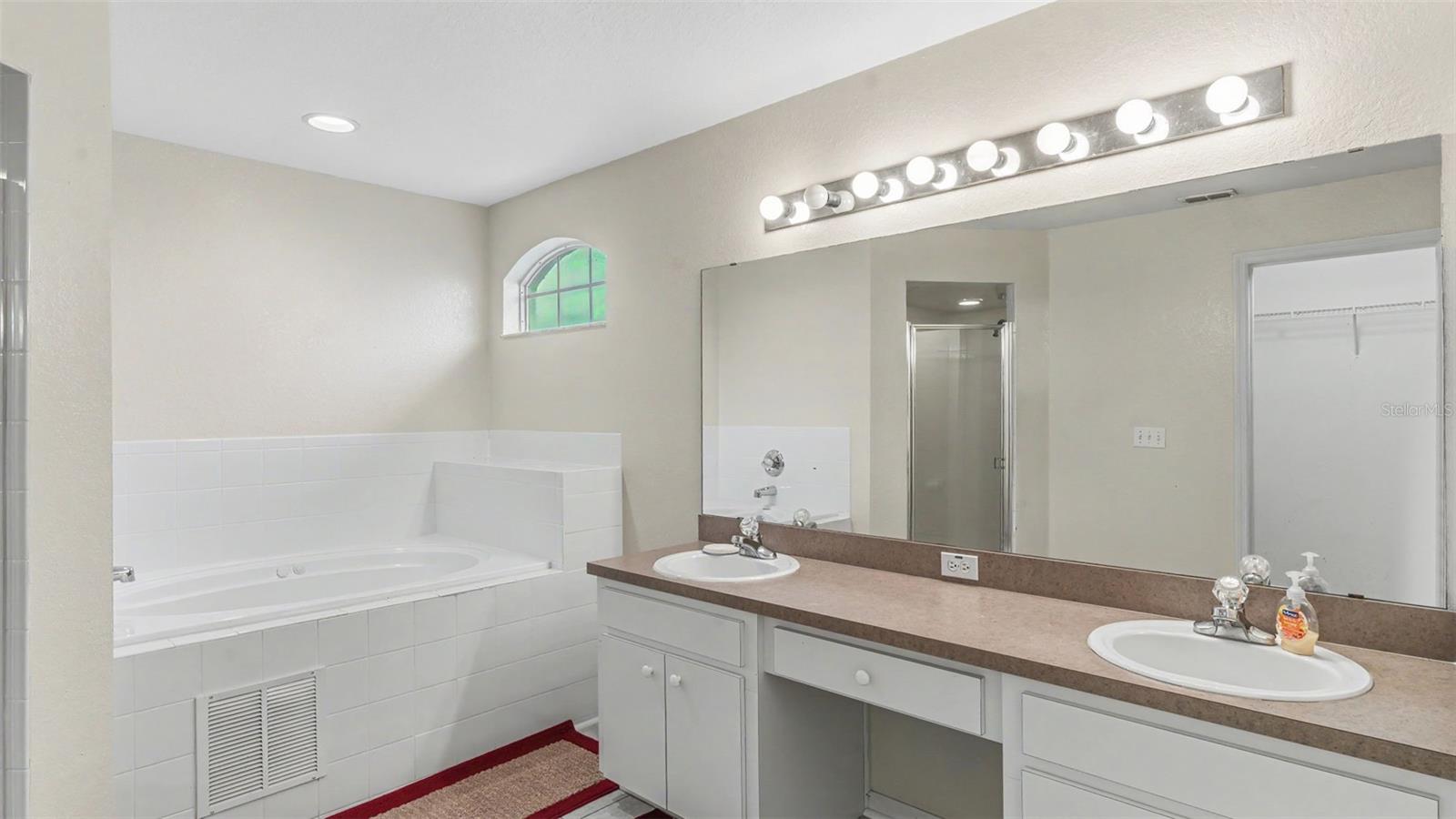 3549 Manor Loop Property Photo 20