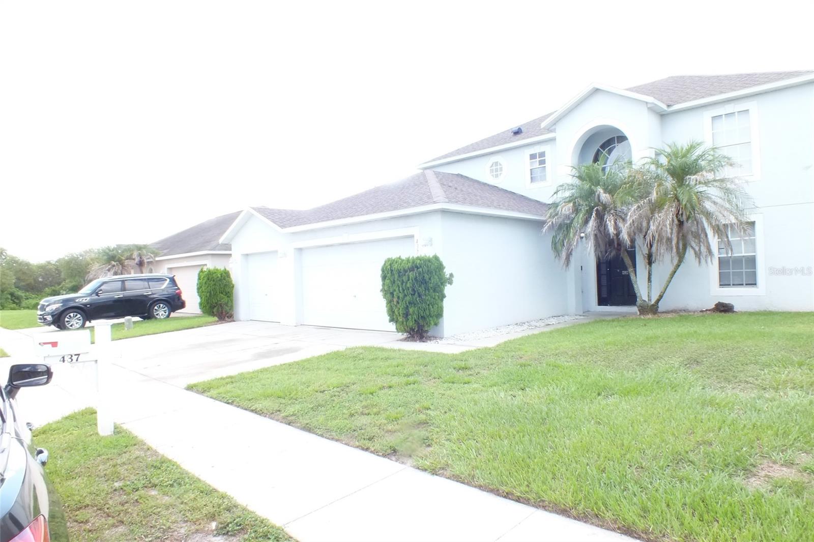 437 Fish Hawk Dr Property Photo 9