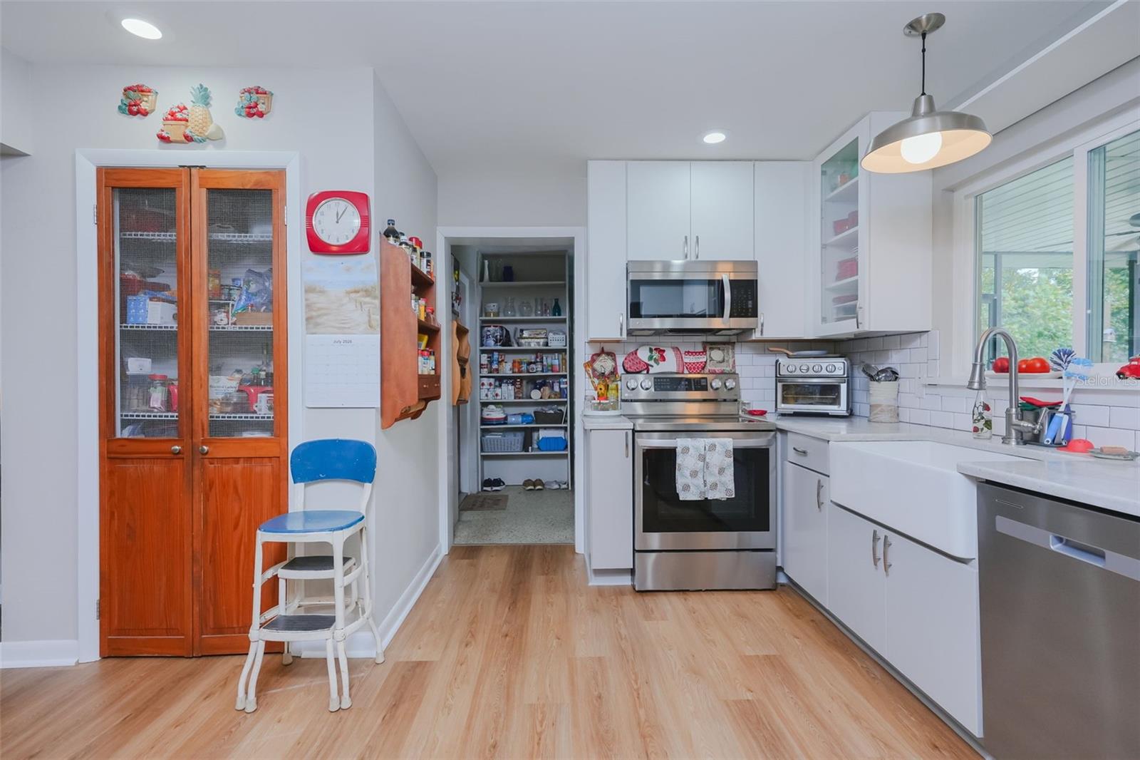 3124 S Polk Ave Property Photo 10