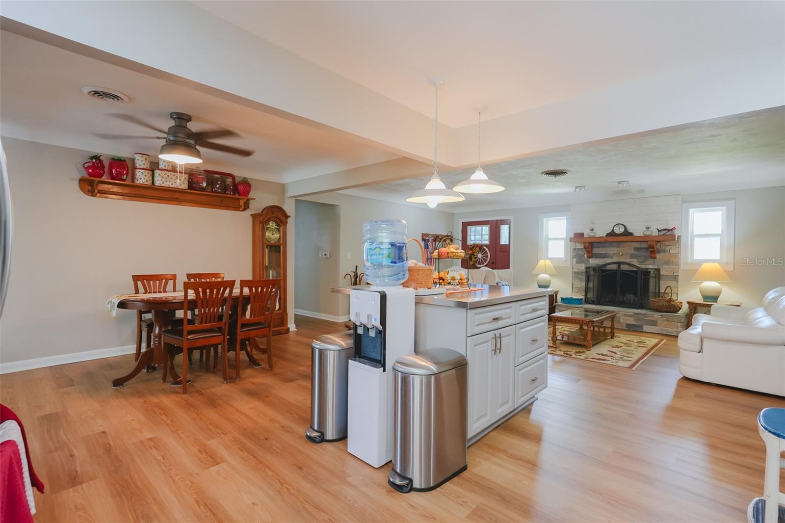 3124 S Polk Ave Property Photo 11